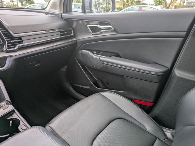 Used 2023 Kia Sportage EX image 17