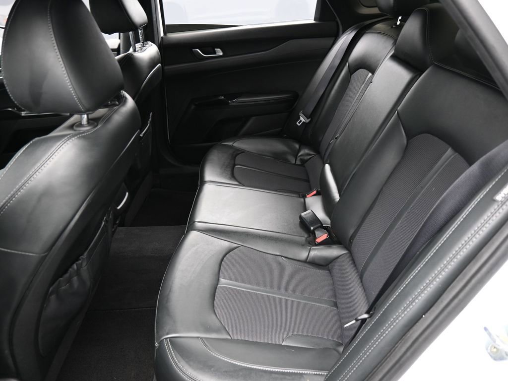 Used 2023 Kia K5 GT-Line image 12