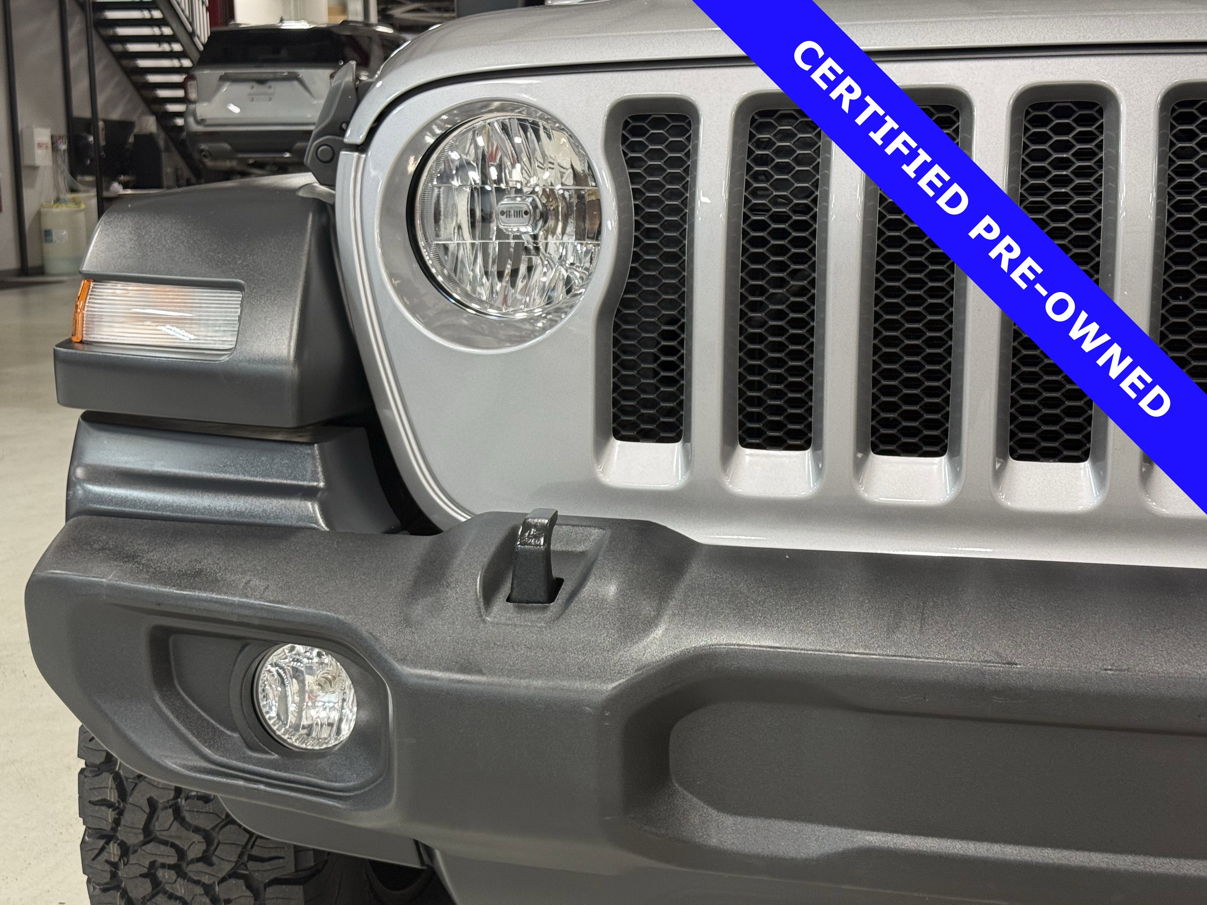 Used 2020 Jeep Wrangler Sport image 9