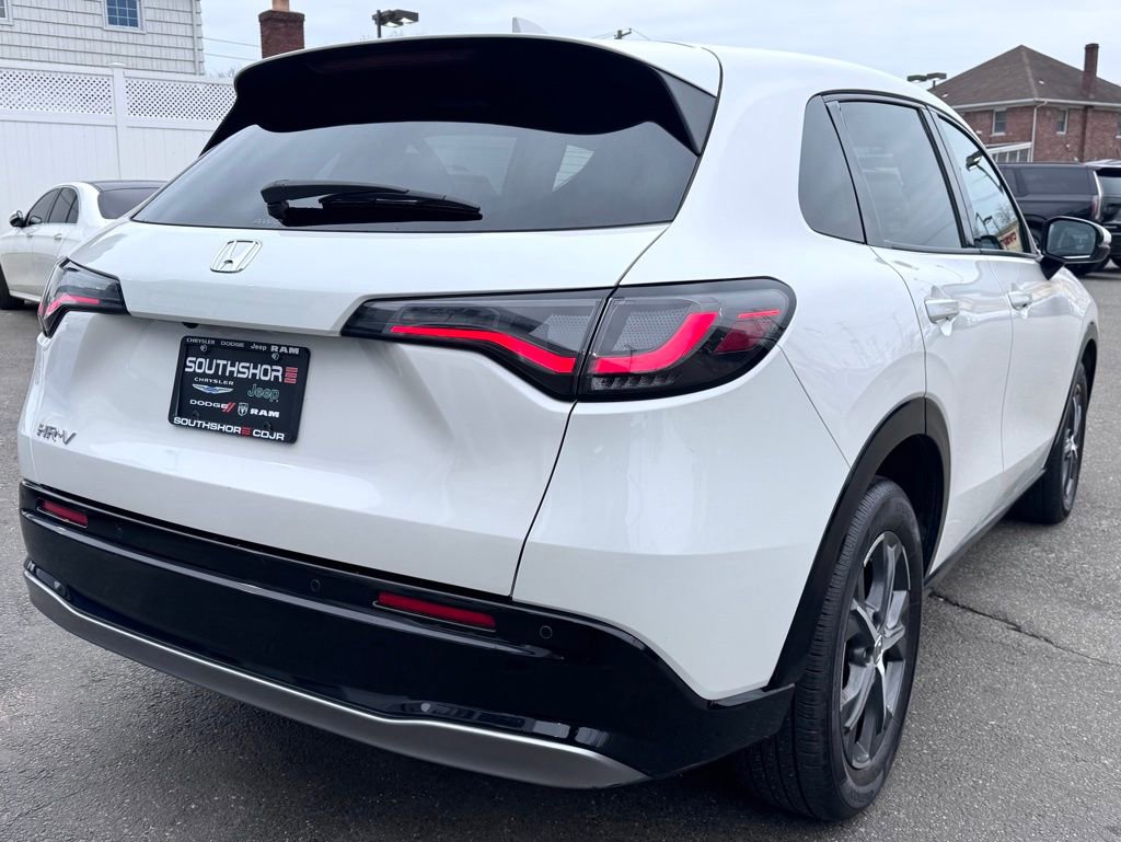 Used 2025 Honda HR-V EX-L image 7