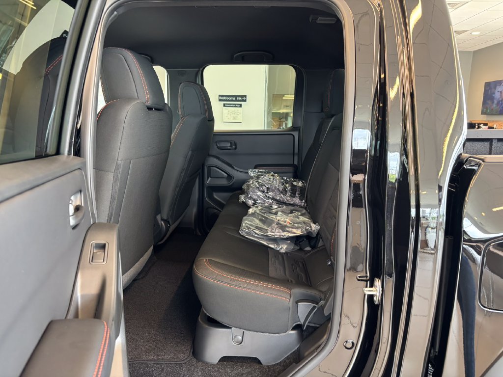 New 2026 Nissan Frontier PRO-4X w/ Tow Package AWD/4WD image 24