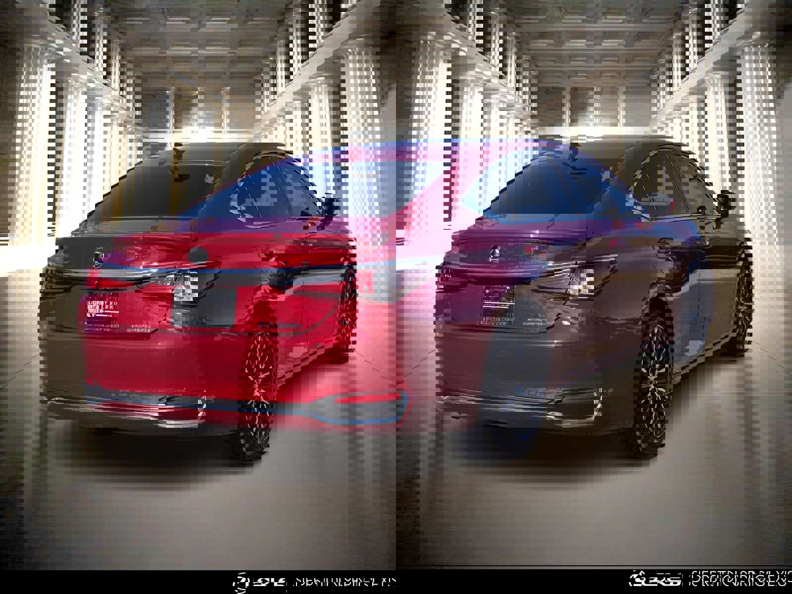 Used 2025 Lexus ES 300h w/ Premium Package image 5