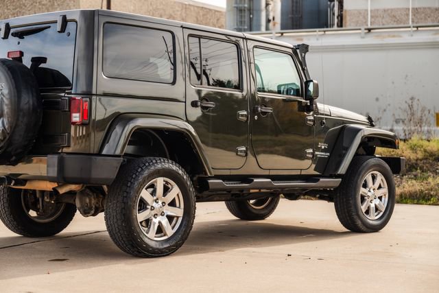 Used 2016 Jeep Wrangler Unlimited Sahara w/ Max Tow Package image 45