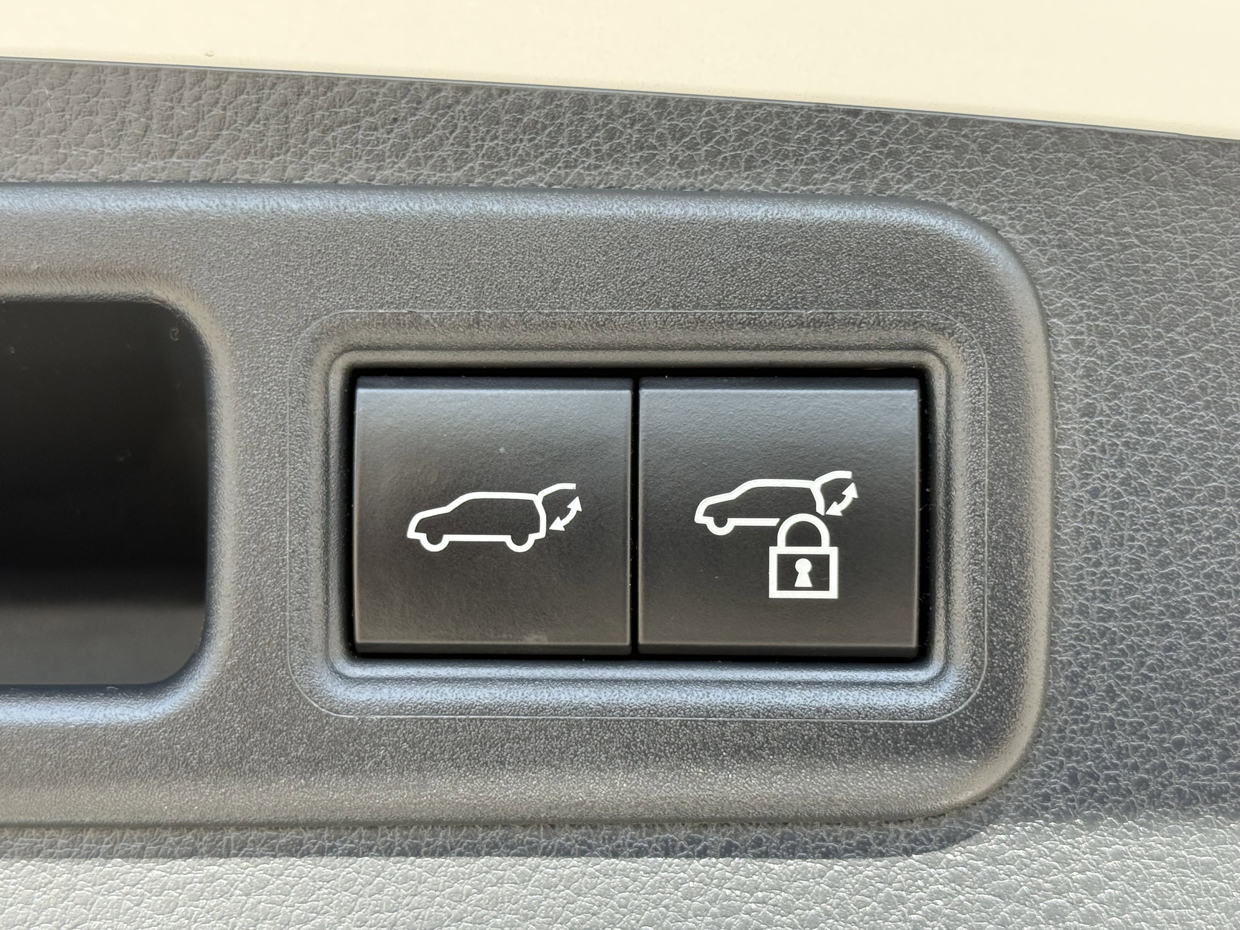 Used 2023 Lexus RX 350 FWD w/ Cold Area Package image 14