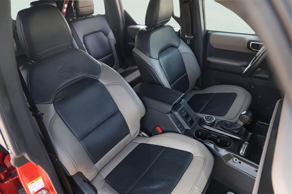 Used 2023 Ford Bronco Wildtrak image 31