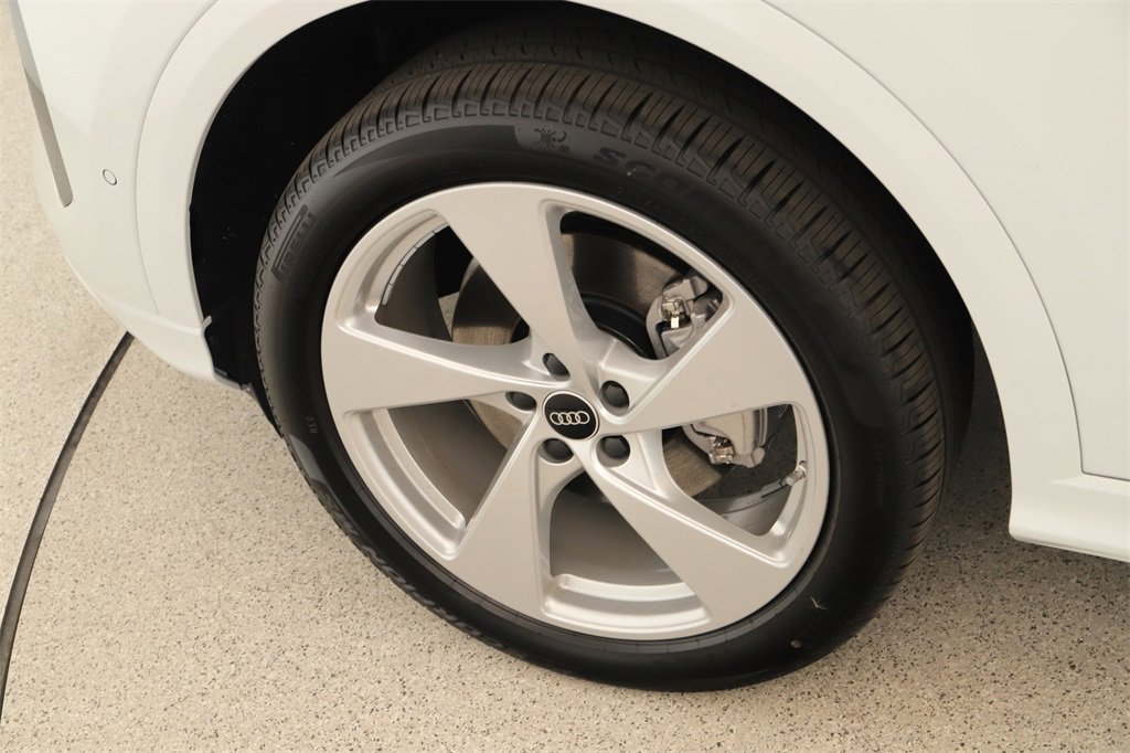 New 2025 Audi Q5 Premium Plus image 29