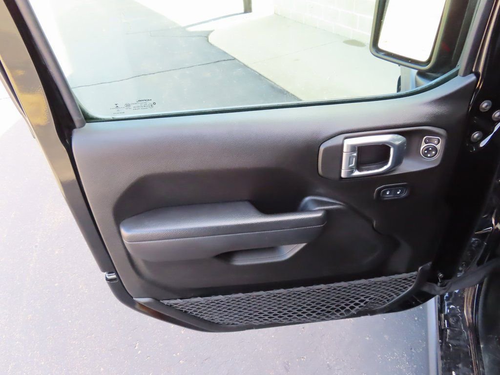 Used 2022 Jeep Wrangler Unlimited Sport AWD/4WD image 20