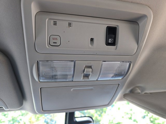 Used 2018 Nissan Titan PRO-4X w/ Pro-4x Convenience Package AWD/4WD image 25