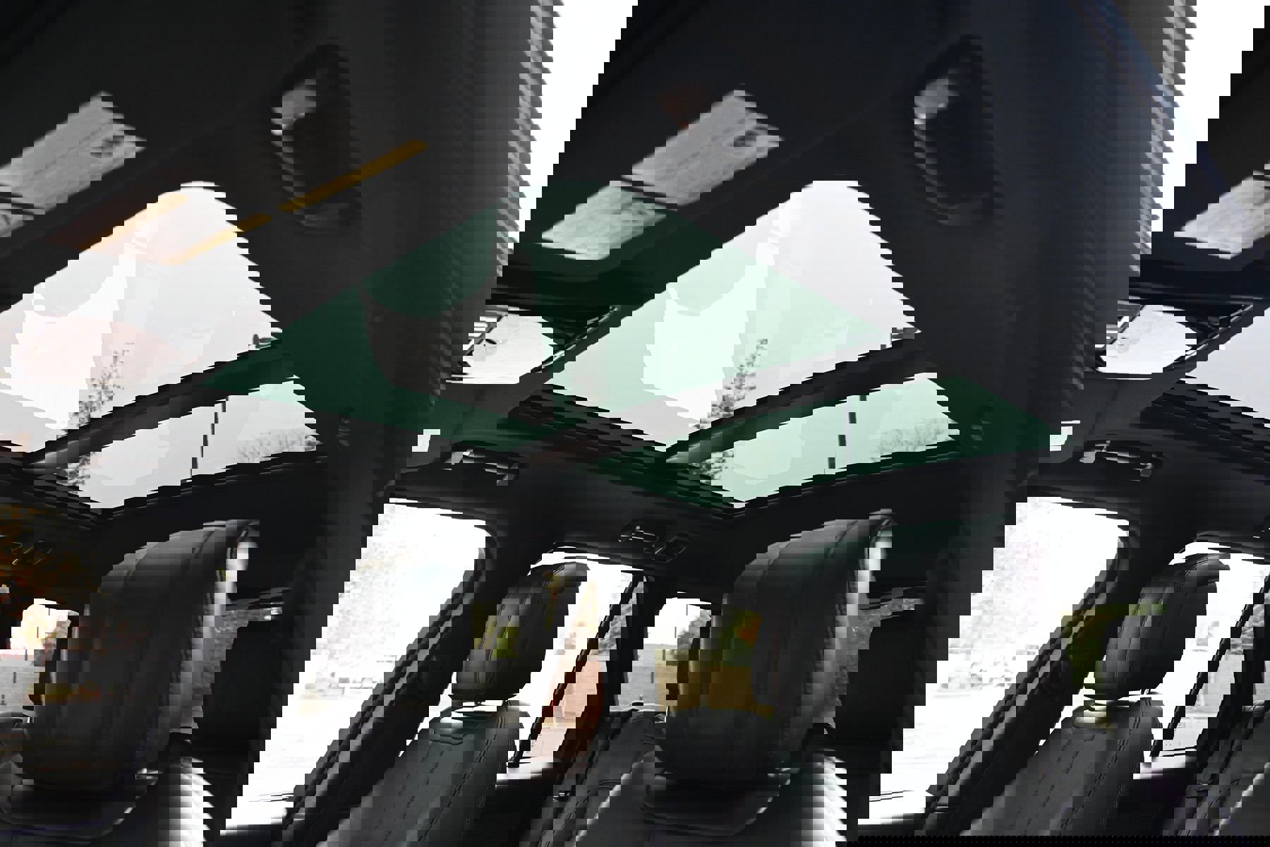 Used 2019 Land Rover Range Rover HSE image 25