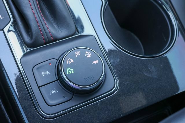 Used 2019 Chevrolet Blazer RS AWD/4WD image 24