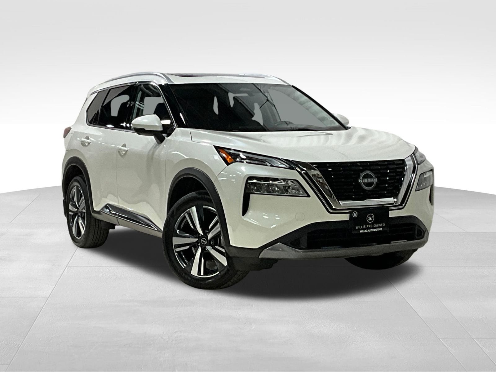Used 2023 Nissan Rogue SL AWD/4WD image 1