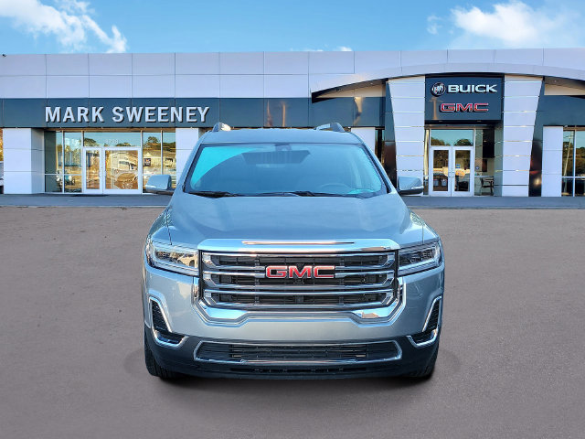 Used 2023 GMC Acadia SLE w/ Driver Convenience Package FWD image 2