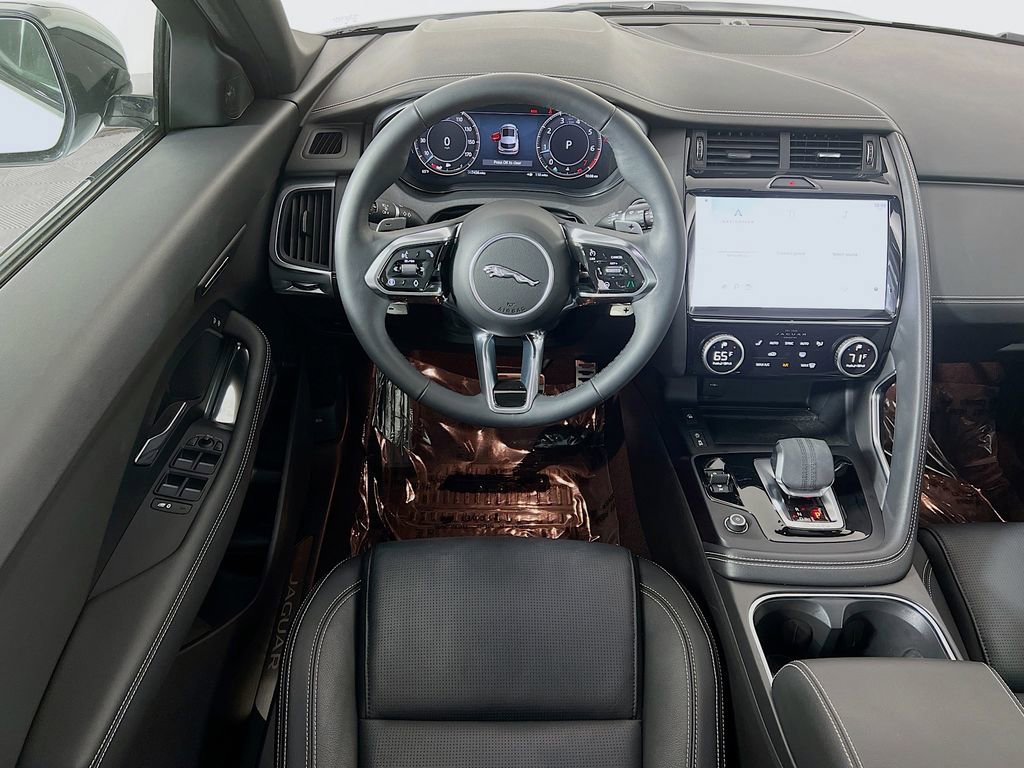 Used 2024 Jaguar E-PACE R-Dynamic SE AWD/4WD image 24