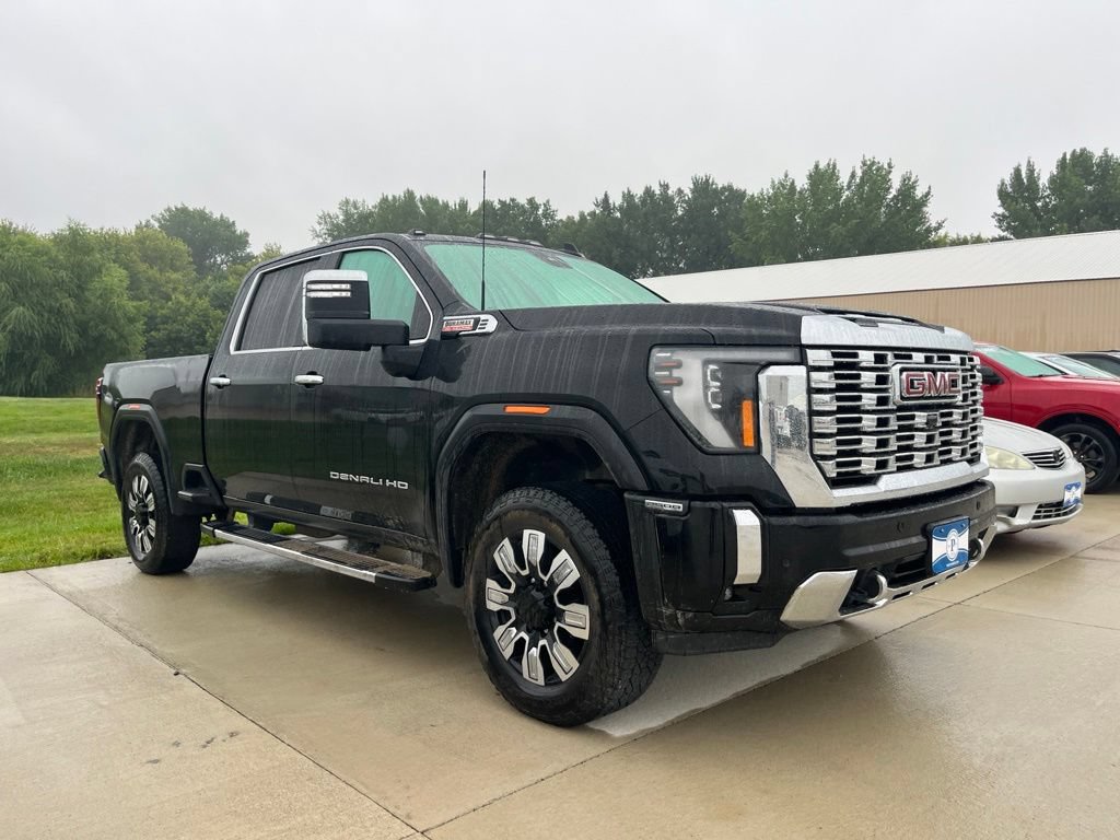 Used 2024 GMC Sierra 2500 Denali AWD/4WD video 1