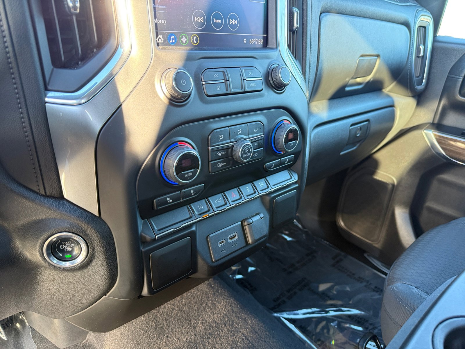 Used 2020 Chevrolet Silverado 1500 RST w/ All-Star Edition image 13