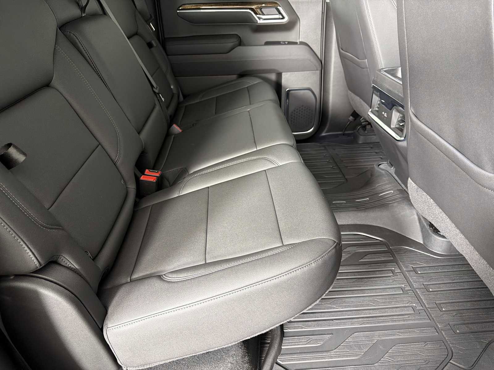 New 2025 GMC Sierra 1500 Elevation w/ Elevation Premium Package image 26