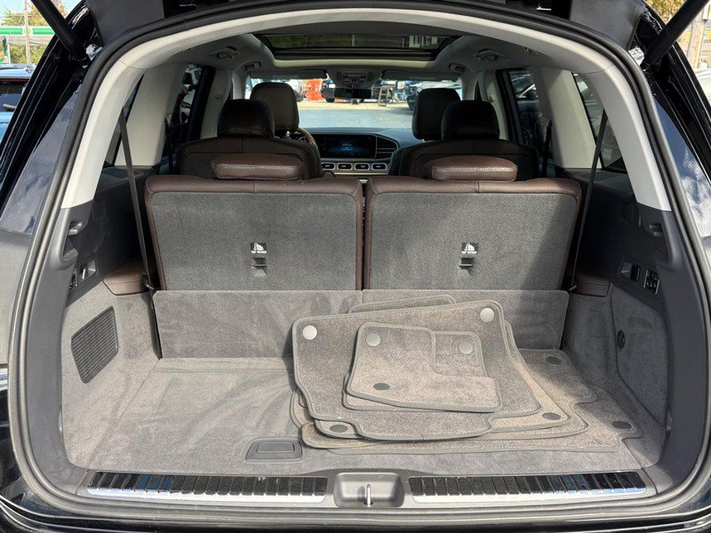 Used 2020 Mercedes-Benz GLS 450 4MATIC image 5