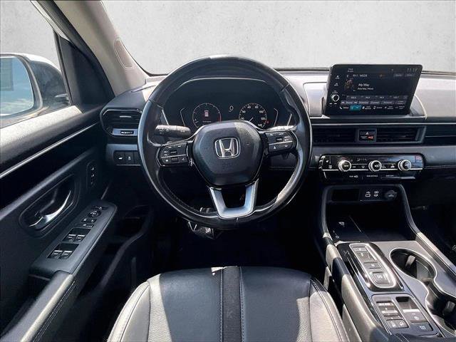 Used 2025 Honda Pilot EX-L image 7