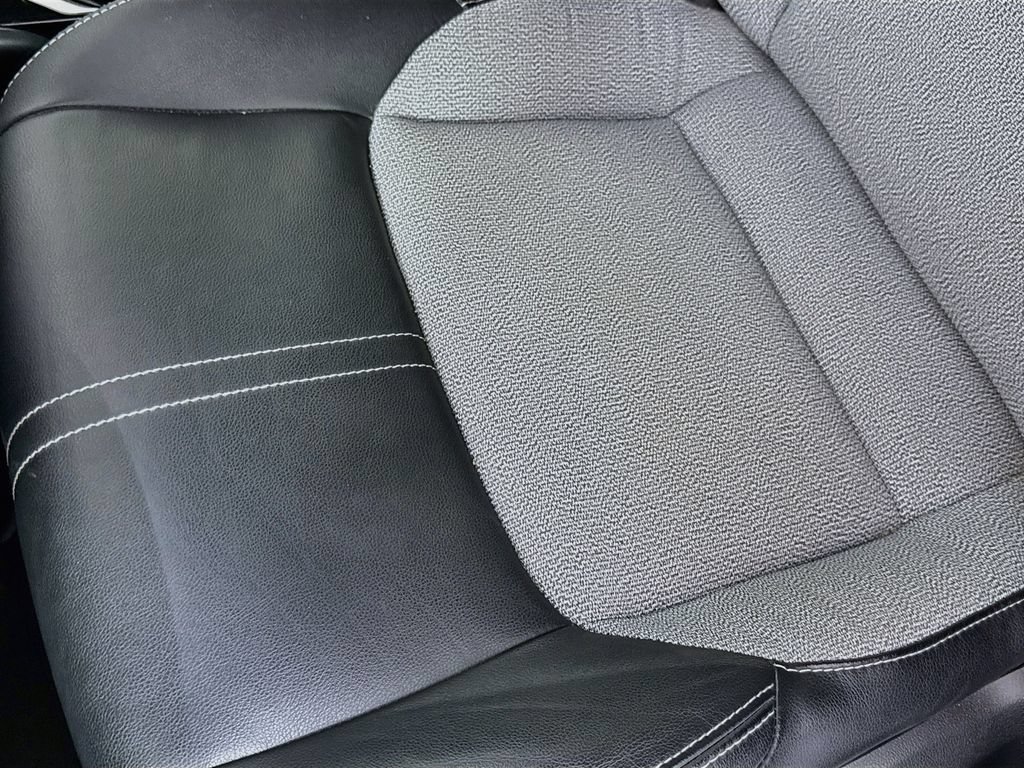 Used 2025 Toyota Corolla XSE FWD image 21