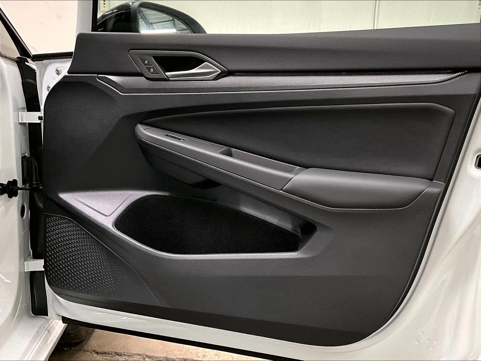 New 2026 Volkswagen Golf image 18