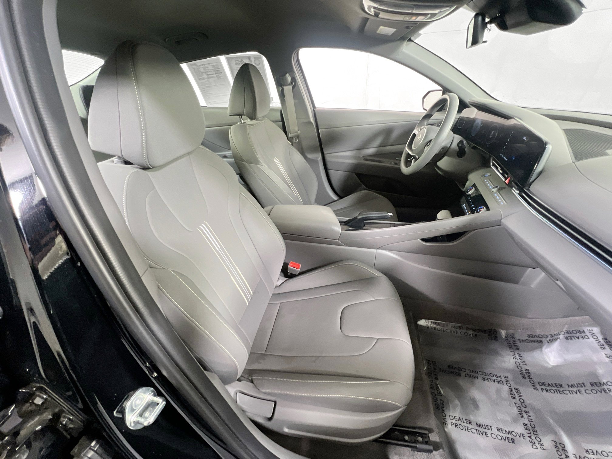 Used 2024 Hyundai Elantra SEL image 26