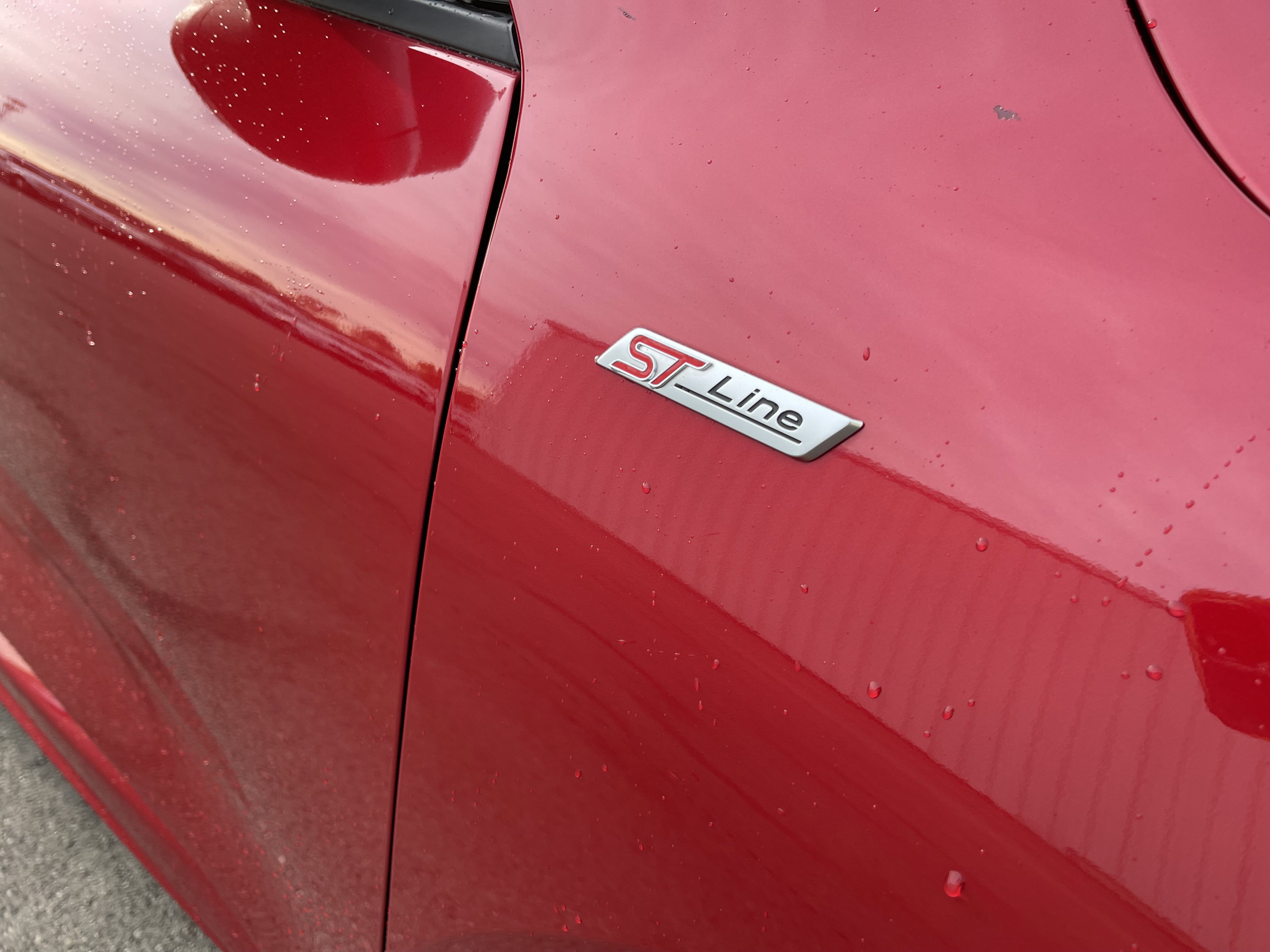 Used 2023 Ford Escape ST-Line image 2