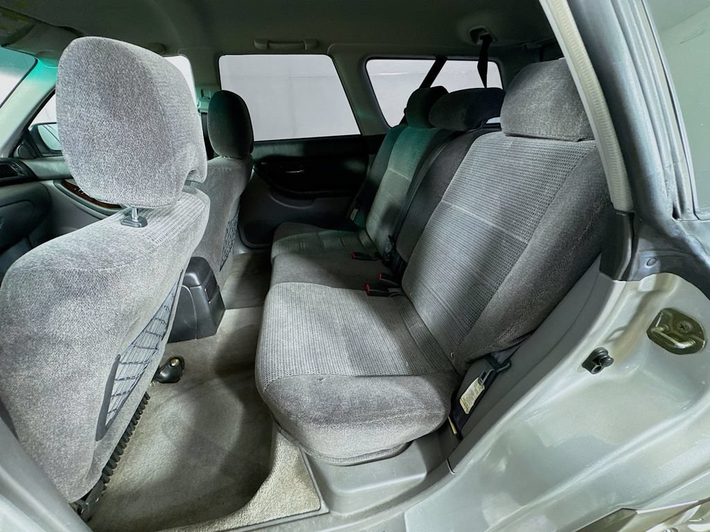 Used 2003 Subaru Outback Wagon AWD/4WD image 28