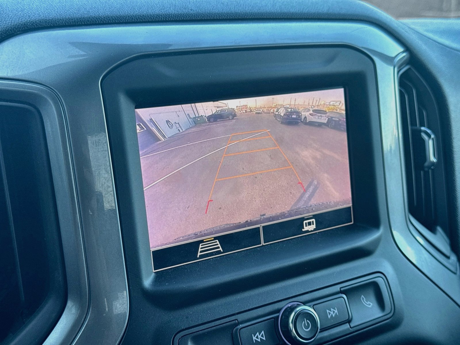 Used 2022 Chevrolet Silverado 1500 Custom AWD/4WD image 13