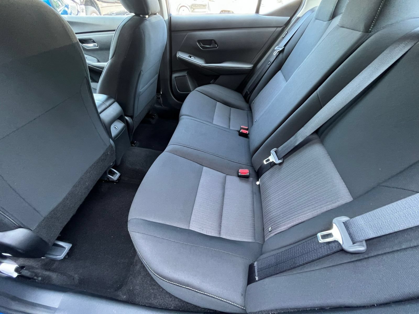 Used 2025 Nissan Sentra SV FWD image 21