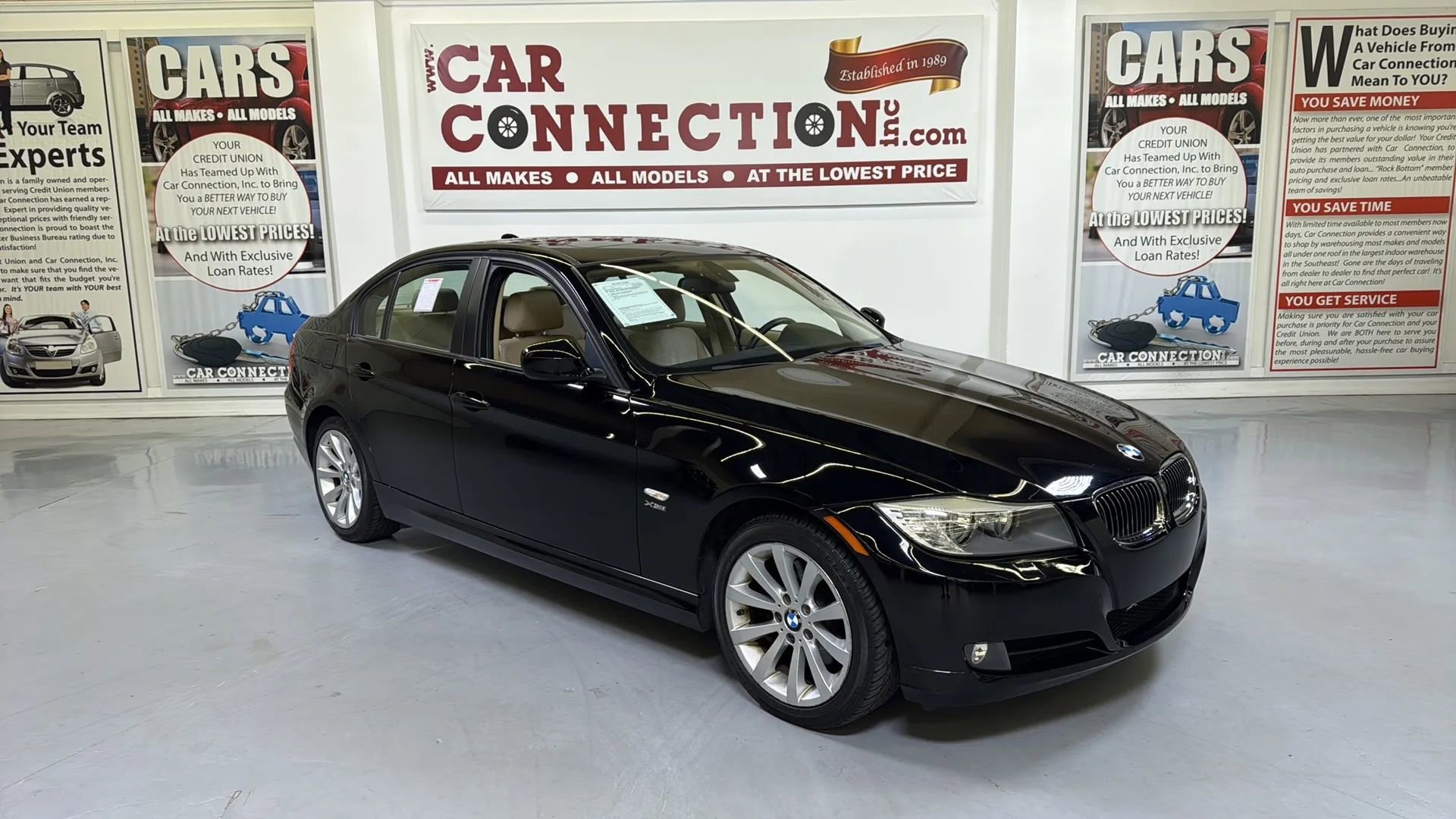Used 2011 BMW 328i xDrive Sedan image 1