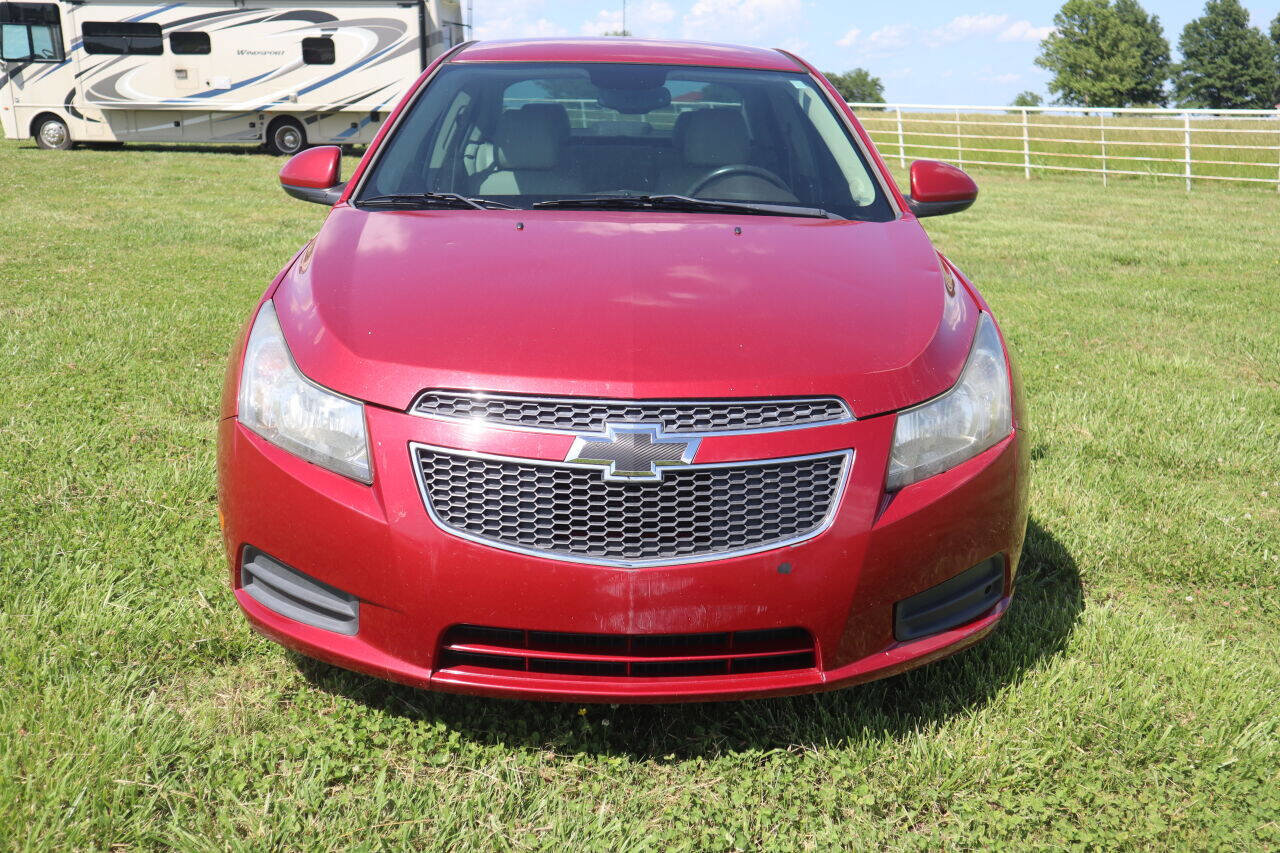 Used 2014 Chevrolet Cruze Diesel w/ Enhanced Safety Package image 7