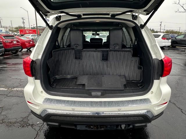 Used 2018 Nissan Pathfinder SL w/ SL Premium Package image 16