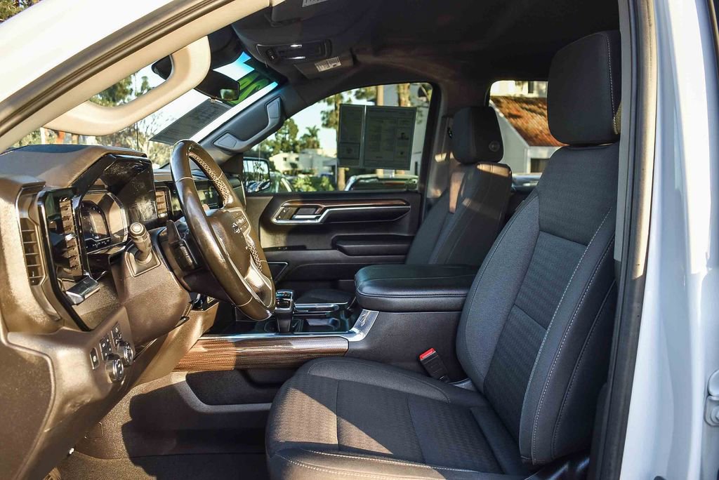 Used 2024 Chevrolet Silverado 1500 LT Trail Boss w/ Protection Package image 17