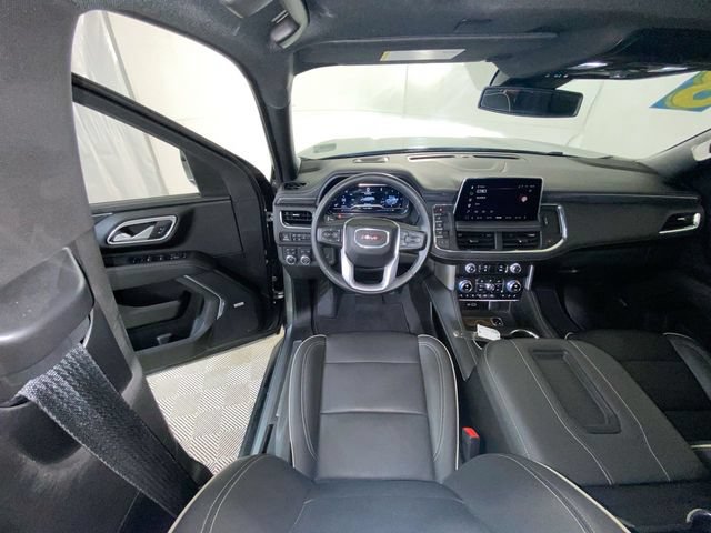 Used 2023 GMC Yukon SLT w/ SLT Luxury Package AWD/4WD image 35