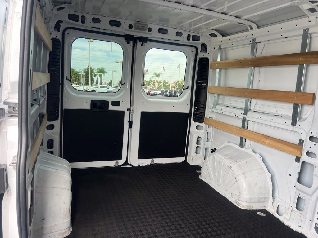 Used 2025 RAM ProMaster 2500 w/ U-Haul Equipment Group FWD image 35