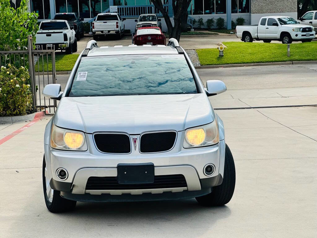 Used 2009 Pontiac Torrent Base 4dr SUV w/ Preferred Package image 2