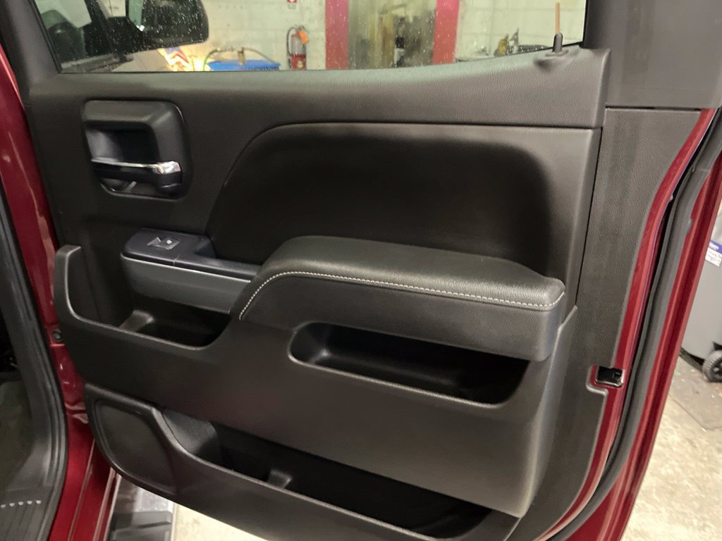 Used 2015 Chevrolet Silverado 1500 LT w/ All Star Edition AWD/4WD image 27