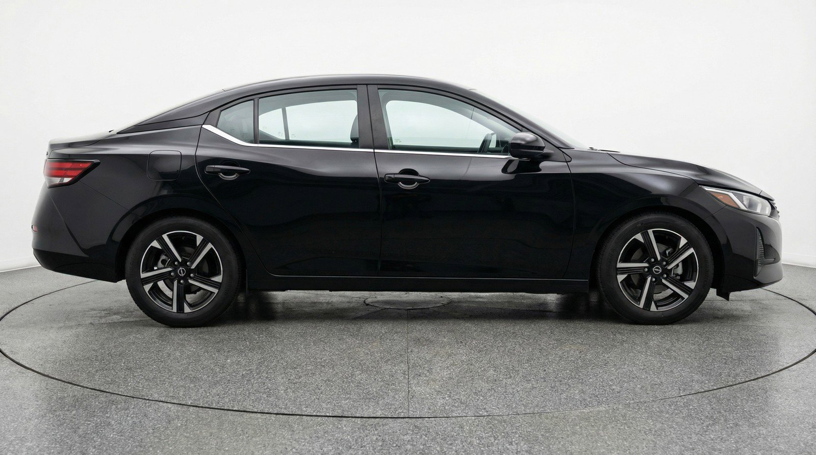 Used 2025 Nissan Sentra SV FWD image 11