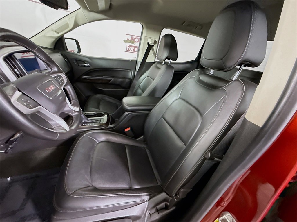 Used 2015 GMC Canyon SLT image 25