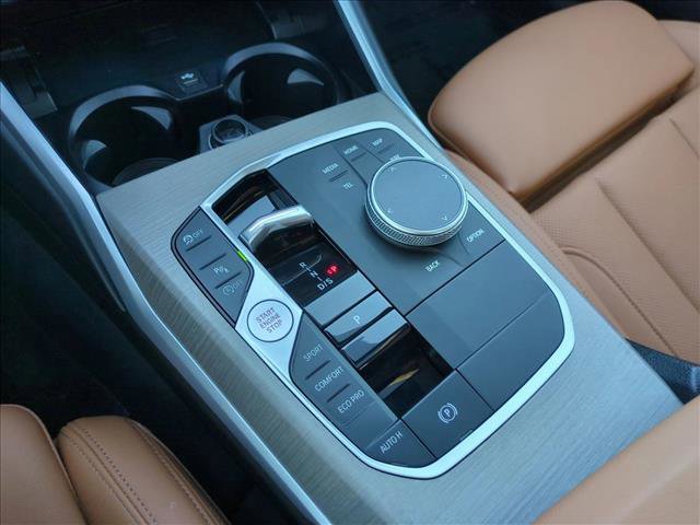 Certified 2025 BMW 330i Sedan w/ Premium Package image 9