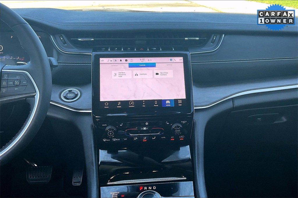 Used 2024 Jeep Grand Cherokee L Limited image 7