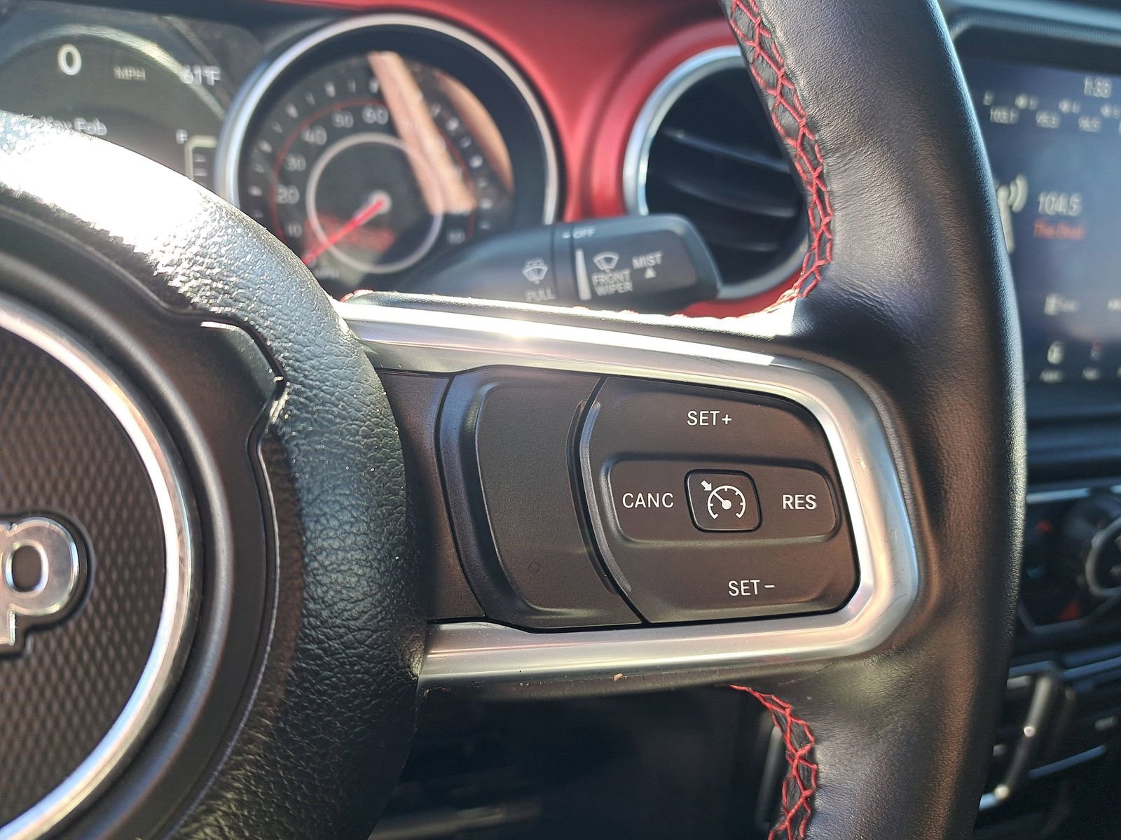 Used 2021 Jeep Gladiator Rubicon image 17