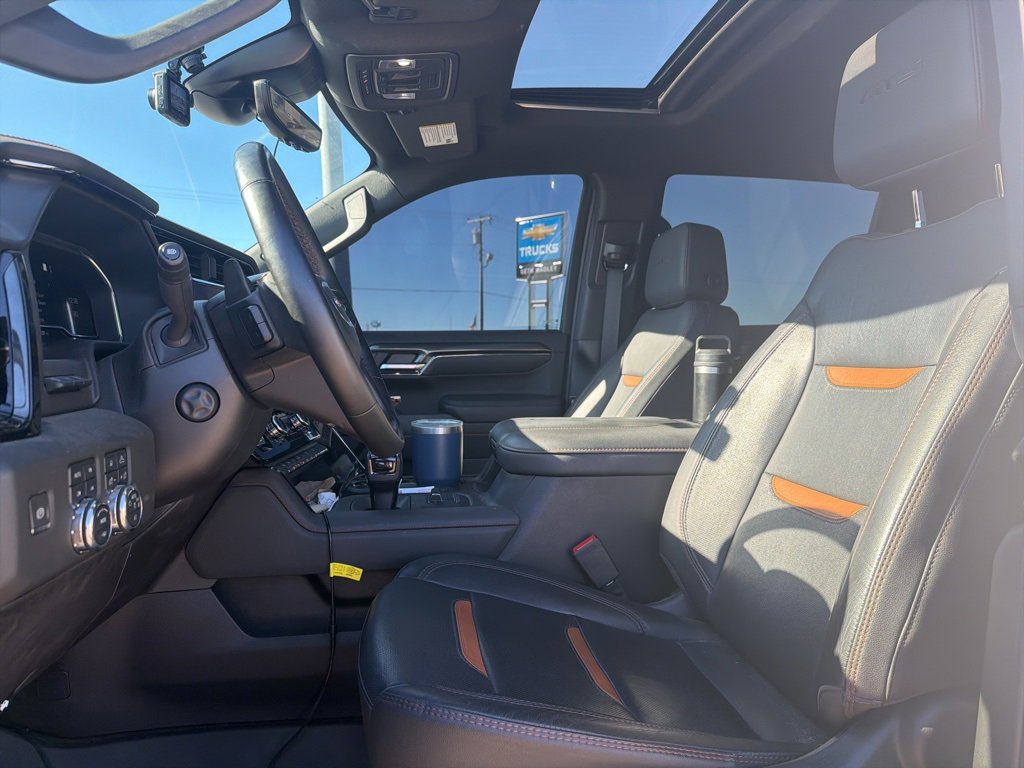 Used 2023 GMC Sierra 1500 AT4 w/ Technology Package image 10
