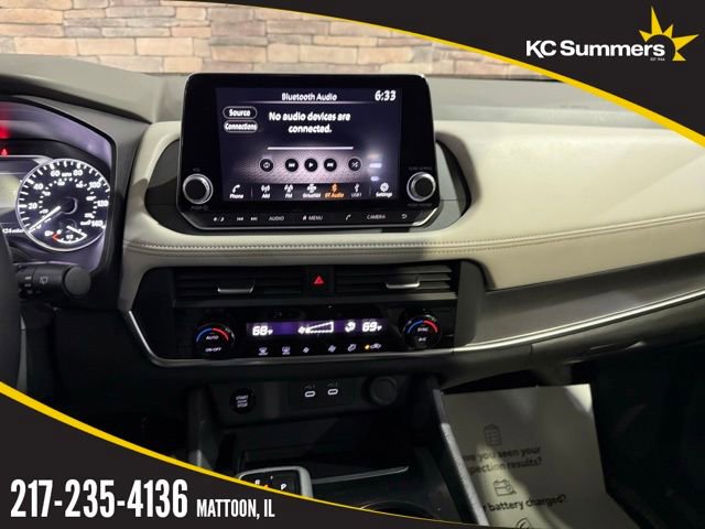 Certified 2025 Nissan Rogue SV image 18