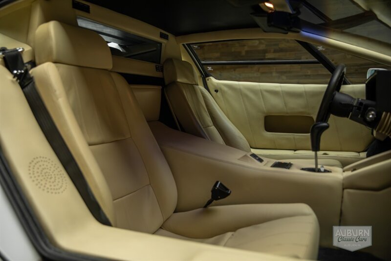 Used 1989 Lamborghini Countach Coupe RWD image 21
