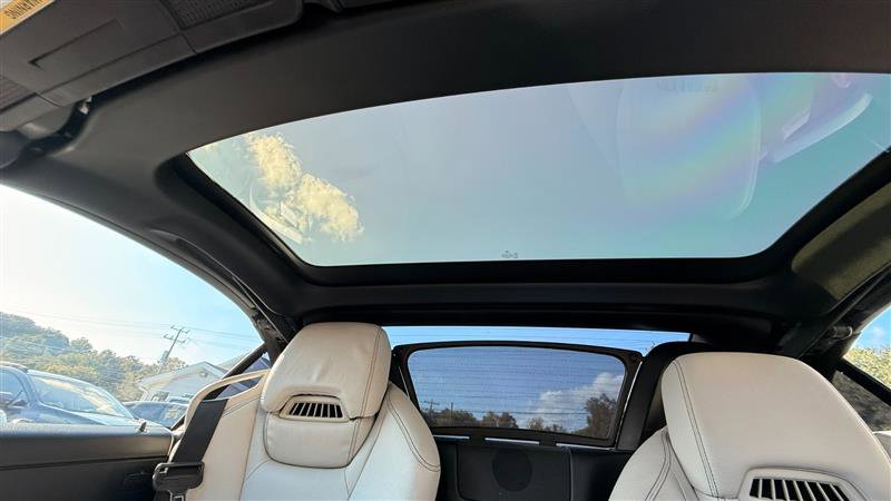 Used 2014 Mercedes-Benz SLK 250 SLK 250 w/ Sport Package image 11