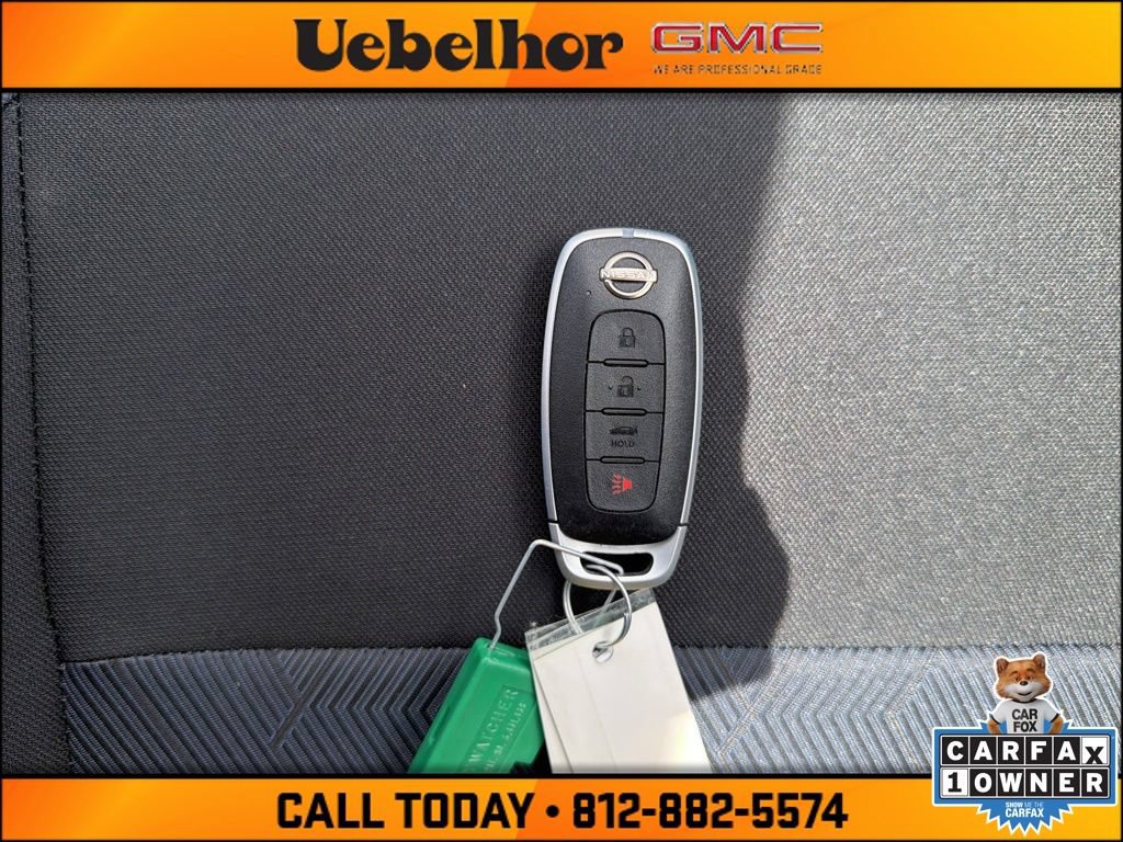 Used 2025 Nissan Versa SV w/ Trunk Package FWD image 30
