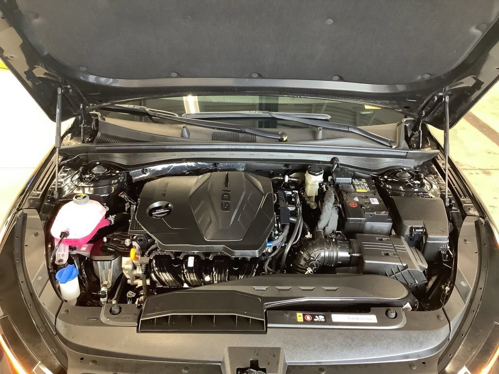 Certified 2025 Kia K5 LXS FWD image 21