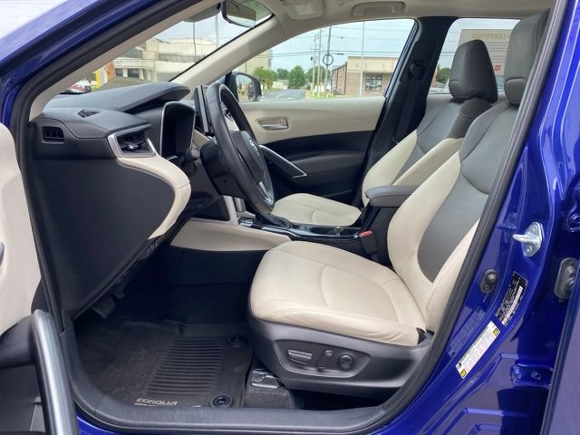 Certified 2023 Toyota Corolla Cross XLE w/ Convenience Package AWD/4WD image 15