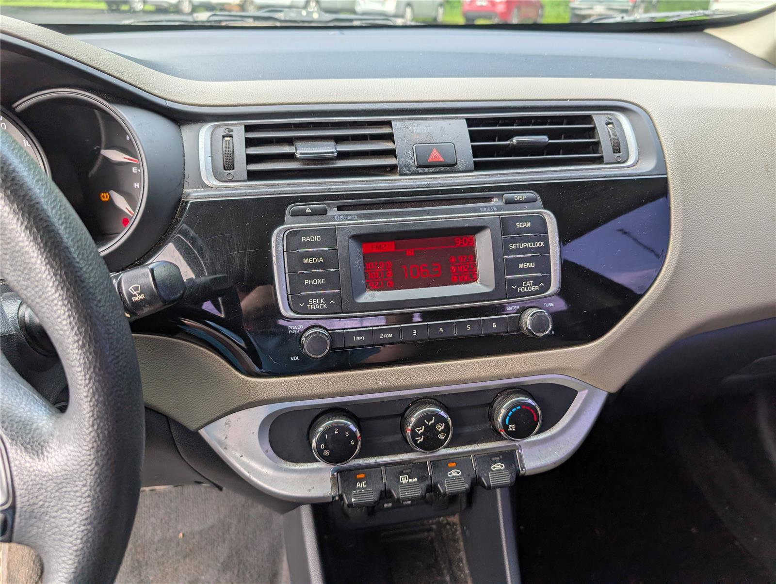 Used 2016 Kia Rio LX FWD image 16